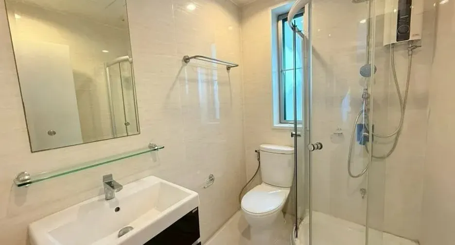 For rent 4 bedrooms house in Bang Lamung, Chonburi