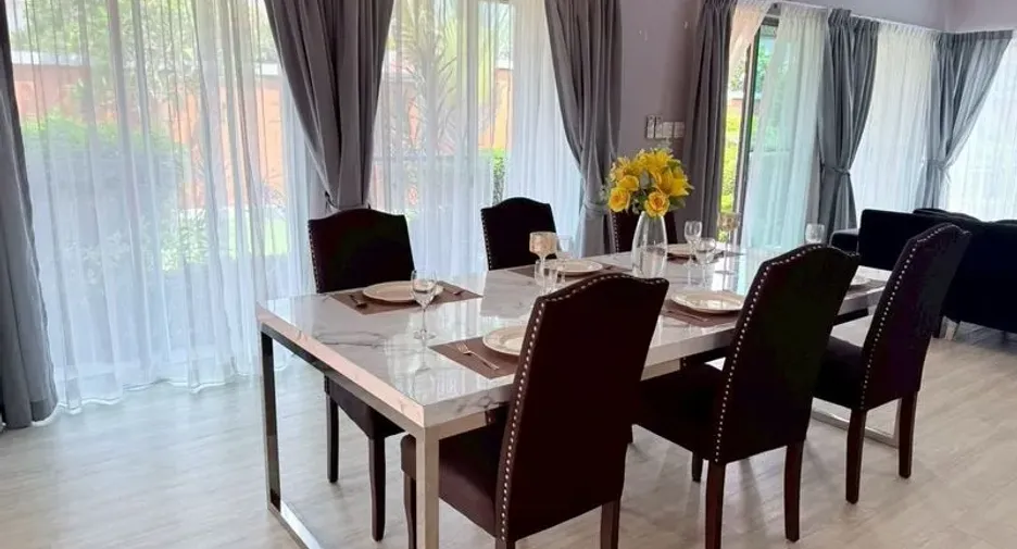 For rent 4 bedrooms house in Bang Lamung, Chonburi
