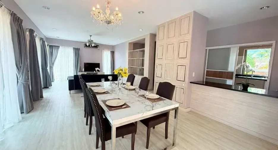 For rent 4 bedrooms house in Bang Lamung, Chonburi