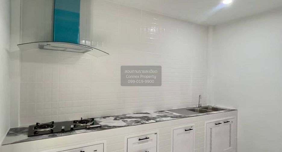 For sale 3 bedrooms house in Lam Luk Ka, Pathum Thani