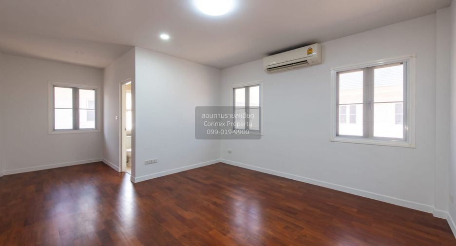 For sale 4 bedrooms house in Prawet, Bangkok