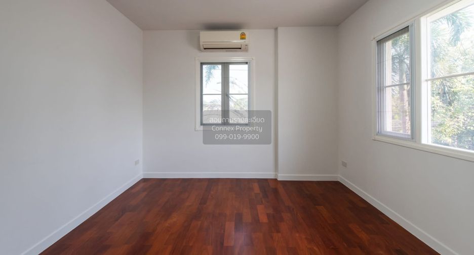 For sale 4 bedrooms house in Prawet, Bangkok