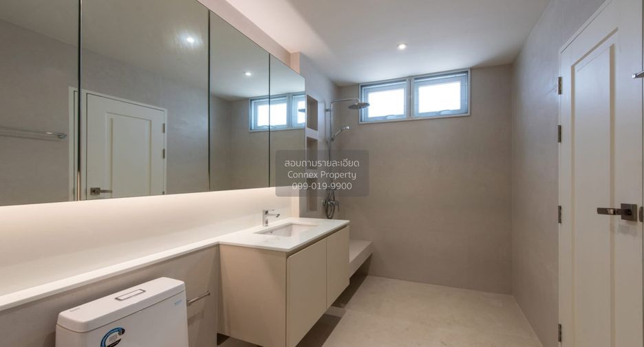 For sale 4 bedrooms house in Prawet, Bangkok