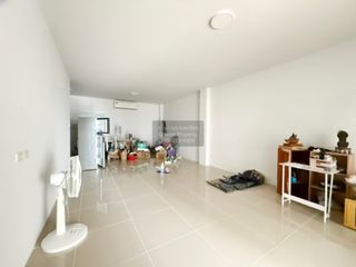 For sale 4 bedrooms townhouse in Sai Noi, Nonthaburi
