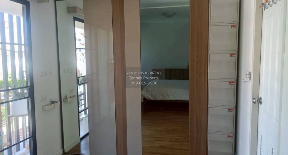For sale 3 bedrooms townhouse in Sam Phran, Nakhon Pathom