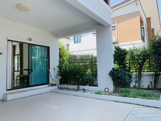 For sale 3 bedrooms townhouse in Sam Phran, Nakhon Pathom