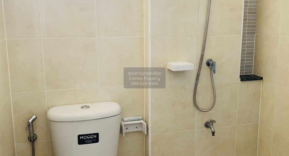 For sale 3 bedrooms townhouse in Sam Phran, Nakhon Pathom