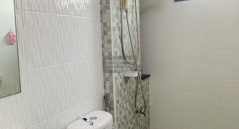 For sale 3 bedrooms townhouse in Sam Phran, Nakhon Pathom