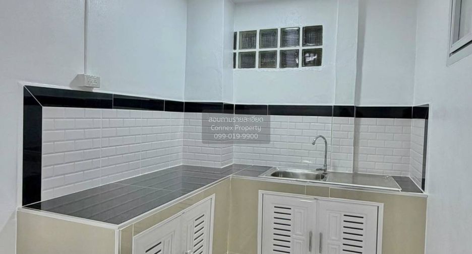 For sale 2 bedrooms townhouse in Bang Bua Thong, Nonthaburi