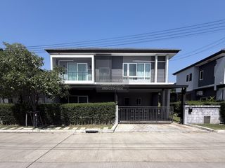 For sale 4 bedrooms house in Bang Khae, Bangkok
