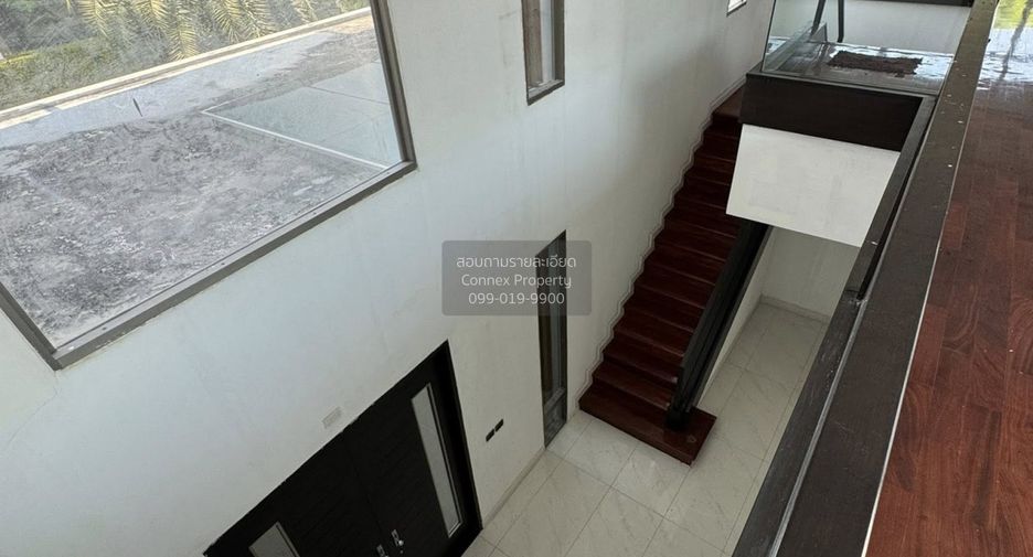 出售 5 卧室 独立屋 在 Lat Krabang, 曼谷