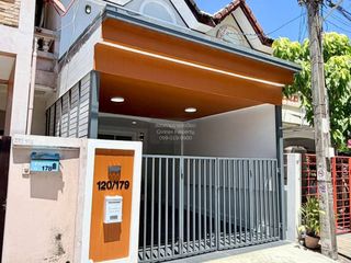 出售 3 卧室 联排别墅 在 Mueang Nonthaburi, Nonthaburi