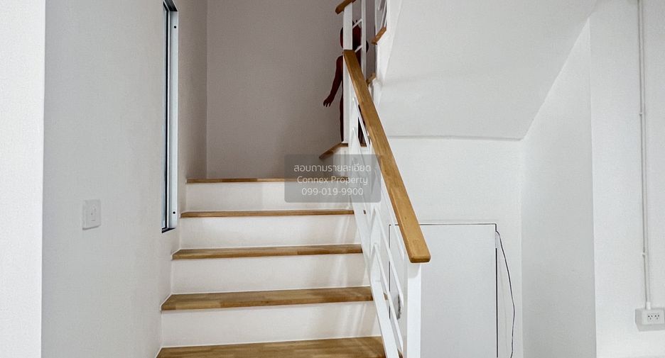 For sale 3 bedrooms townhouse in Bang Phli, Samut Prakan