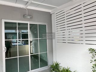 For sale 3 bedrooms townhouse in Bang Phli, Samut Prakan