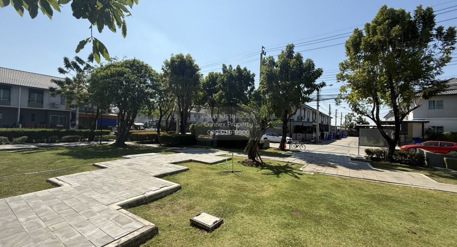 For sale 3 bedrooms townhouse in Bang Phli, Samut Prakan