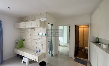 À vendre 2 chambres condo à Khlong Toei, Bangkok