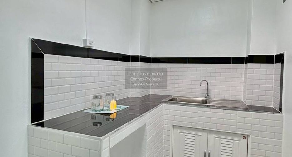 For sale 2 bedrooms townhouse in Sai Noi, Nonthaburi