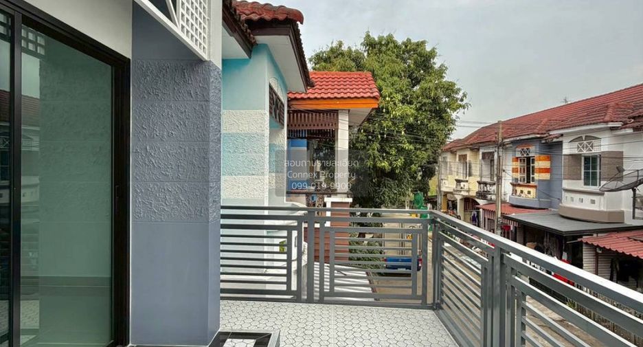 For sale 2 bedrooms townhouse in Sai Noi, Nonthaburi