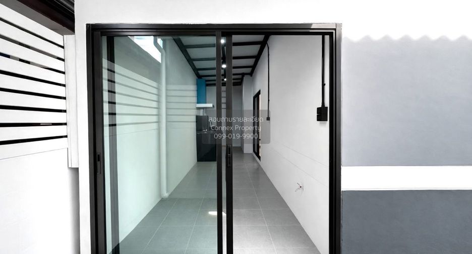 For sale 3 bedrooms house in Khlong Sam Wa, Bangkok