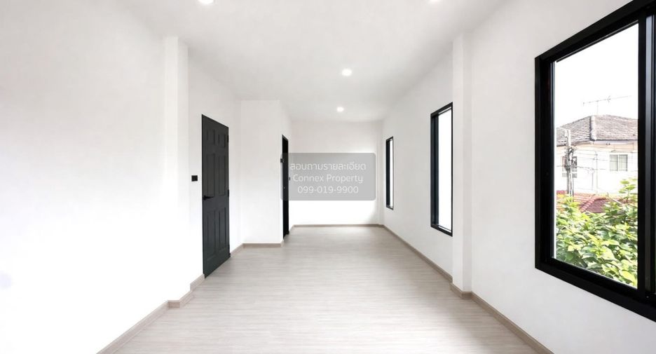For sale 3 bedrooms house in Khlong Sam Wa, Bangkok
