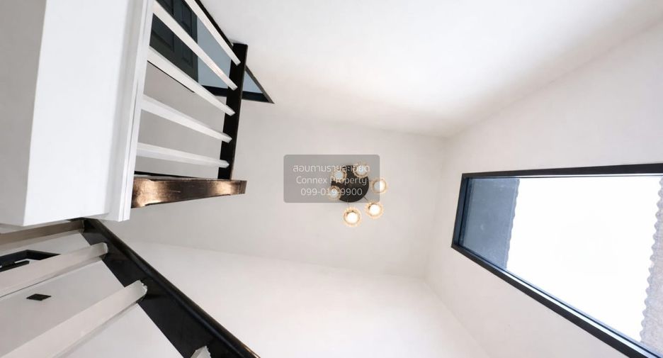 For sale 3 bedrooms house in Khlong Sam Wa, Bangkok