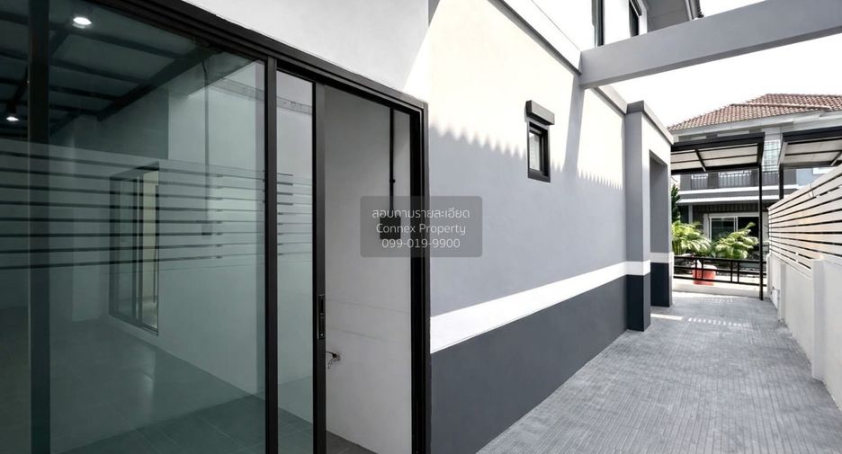 For sale 3 bedrooms house in Khlong Sam Wa, Bangkok
