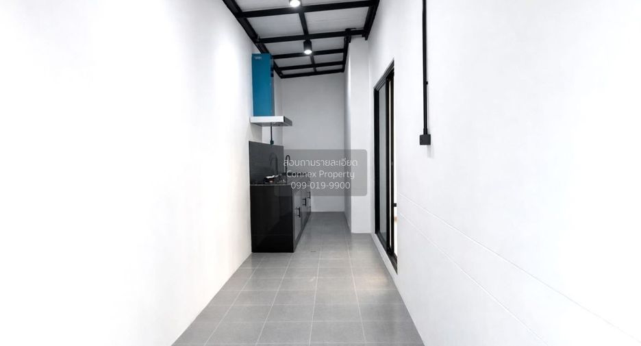 For sale 3 bedrooms house in Khlong Sam Wa, Bangkok