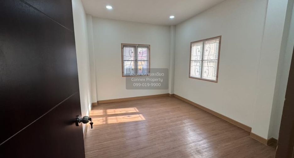 Casa en venta de 5 habitaciones en Mueang Samut Sakhon, Samut Sakhon