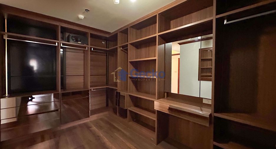 For sale 3 bedrooms condo in Bang Lamung, Chonburi