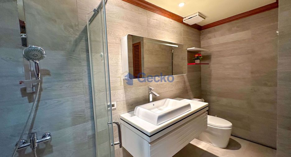 For sale 3 bedrooms condo in Bang Lamung, Chonburi