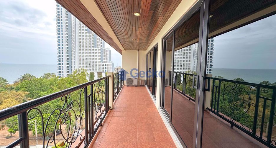For sale 3 bedrooms condo in Bang Lamung, Chonburi
