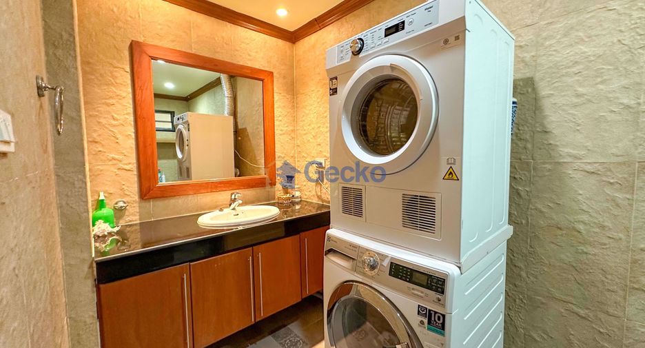 For sale 3 bedrooms condo in Bang Lamung, Chonburi
