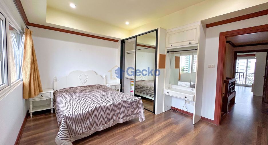 For sale 3 bedrooms condo in Bang Lamung, Chonburi