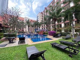 For sale 3 ベッドルーム condo in Bang Lamung, Chonburi