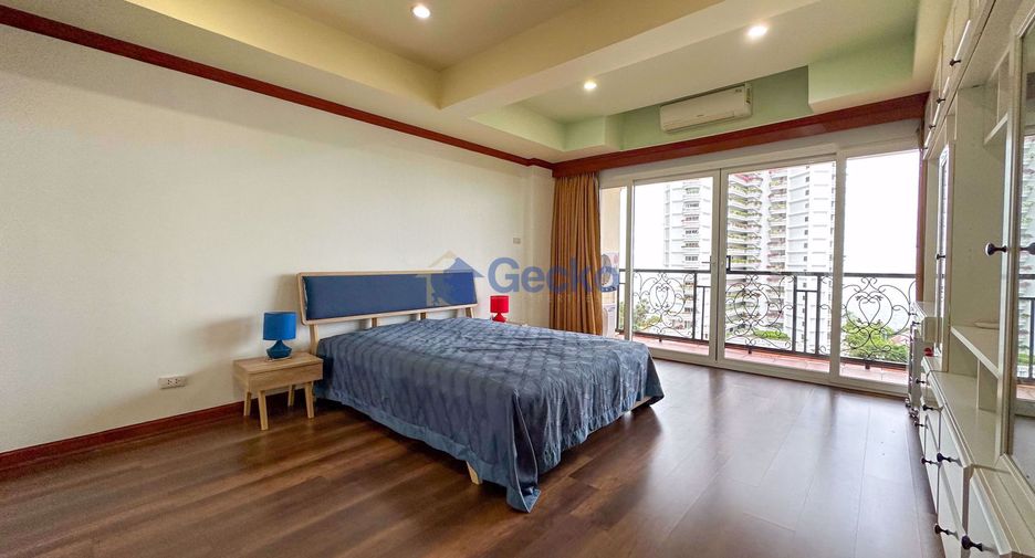For sale 3 bedrooms condo in Bang Lamung, Chonburi