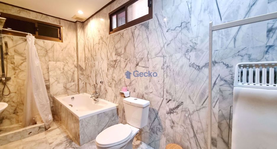For sale 3 bedrooms house in Bang Lamung, Chonburi