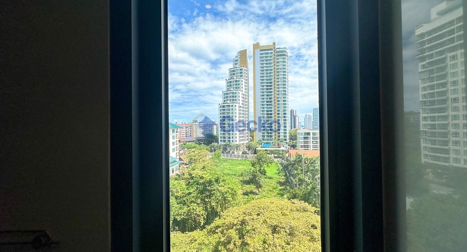For rent 2 bedrooms condo in Bang Lamung, Chonburi