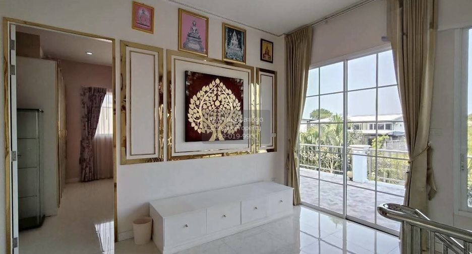 Casa en alquiler de 4 habitaciones en Bang Bon, Bangkok