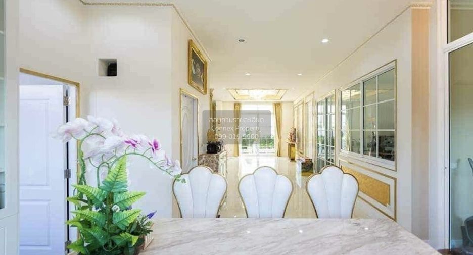 Casa en alquiler de 4 habitaciones en Bang Bon, Bangkok