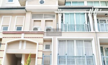 ให้เช่า 4 ห้องนอน ทาวน์เฮ้าส์ ใน ลาดพร้าว, กรุงเทพฯ