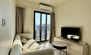 For rent 2 bedrooms condo in Khlong San, Bangkok