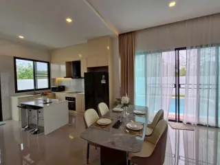 Haus zum Kauf mit 4 Zimmer in Bang Lamung, Chonburi