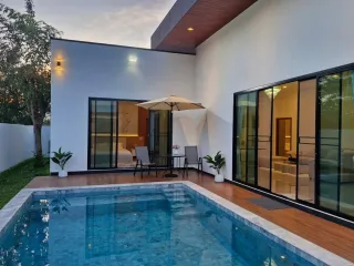 Haus zum Kauf mit 4 Zimmer in Bang Lamung, Chonburi