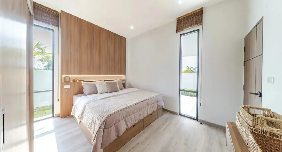 For sale 4 bedrooms house in Bang Lamung, Chonburi
