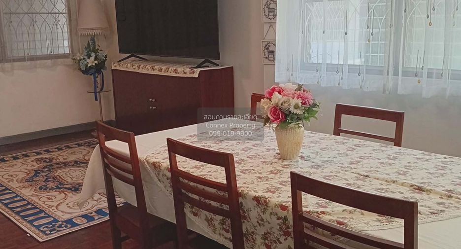 For rent 4 bedrooms house in Pak Kret, Nonthaburi