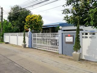 For rent 4 bedrooms house in Pak Kret, Nonthaburi