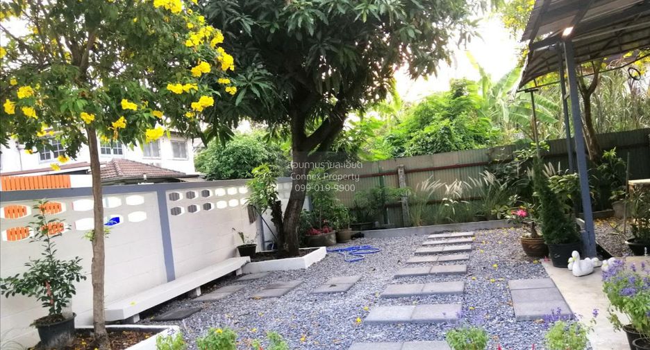 For rent 4 bedrooms house in Pak Kret, Nonthaburi