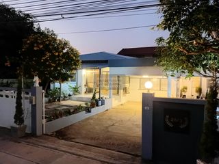 For rent 4 bedrooms house in Pak Kret, Nonthaburi