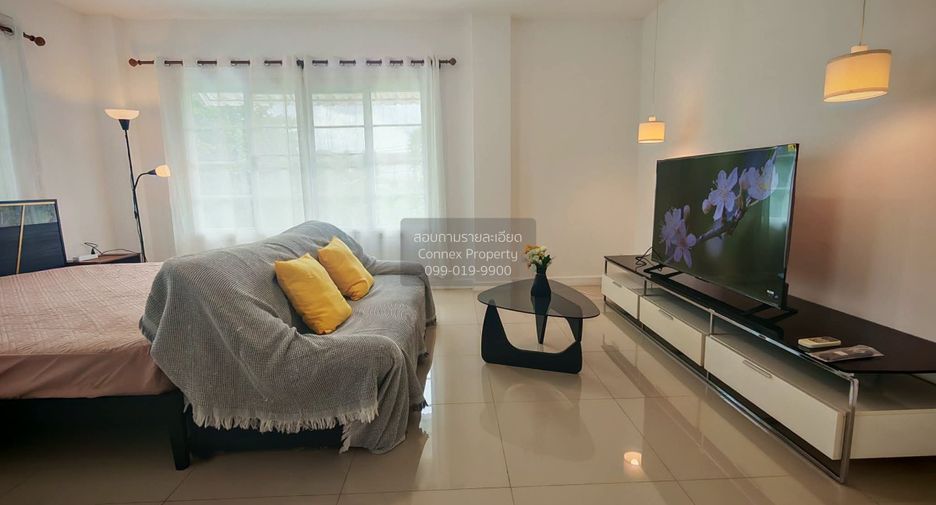 For rent 3 bedrooms townhouse in Phasi Charoen, Bangkok