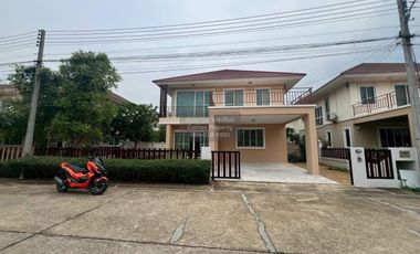 À louer 5 chambres maison à Phutthamonthon, Nakhon Pathom